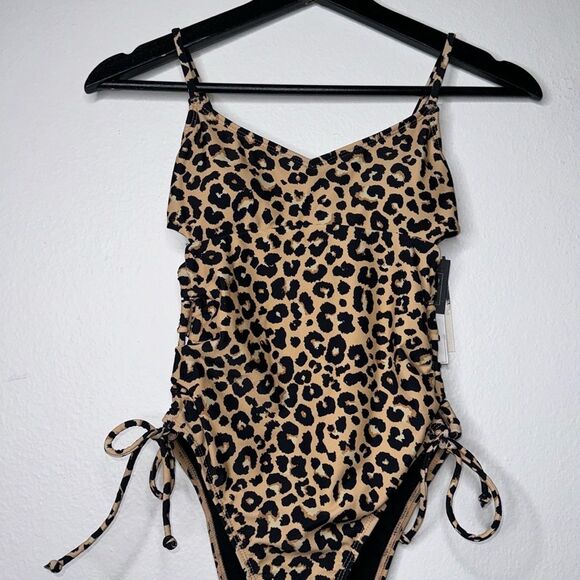 SALT & COVE Juniors Lace-Up-Sides One-Piece Swimsuit Size XS - Picture 6 of 13